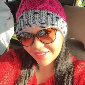 Meet your Posher, Carolina